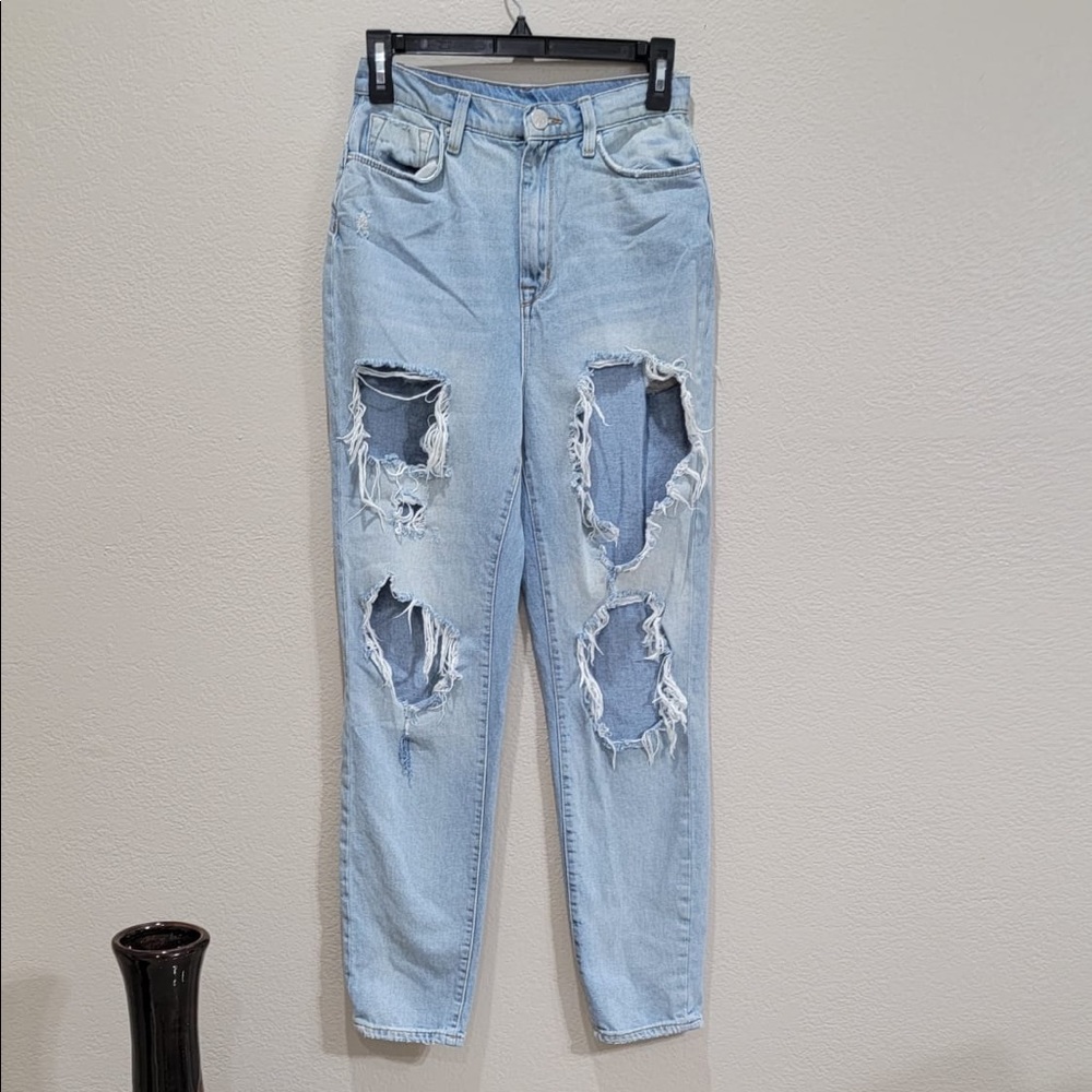 BDG Extreme Destroyed High Waist Jeans size 26